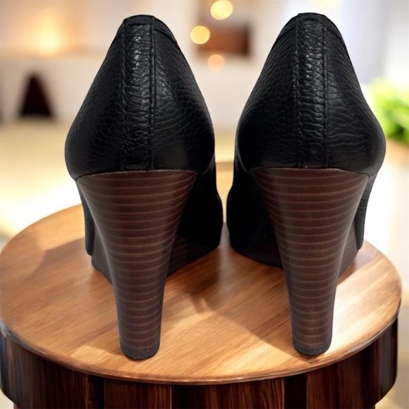 Tory Burch Black Peep-Toe Women's Shoes -excellent condition - Picture 3 of 4